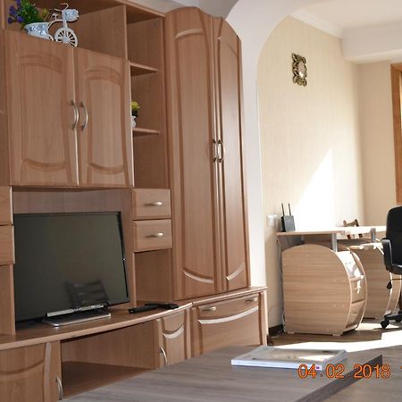 Apartment On Ikalto 8 Tbilisi Buitenkant foto