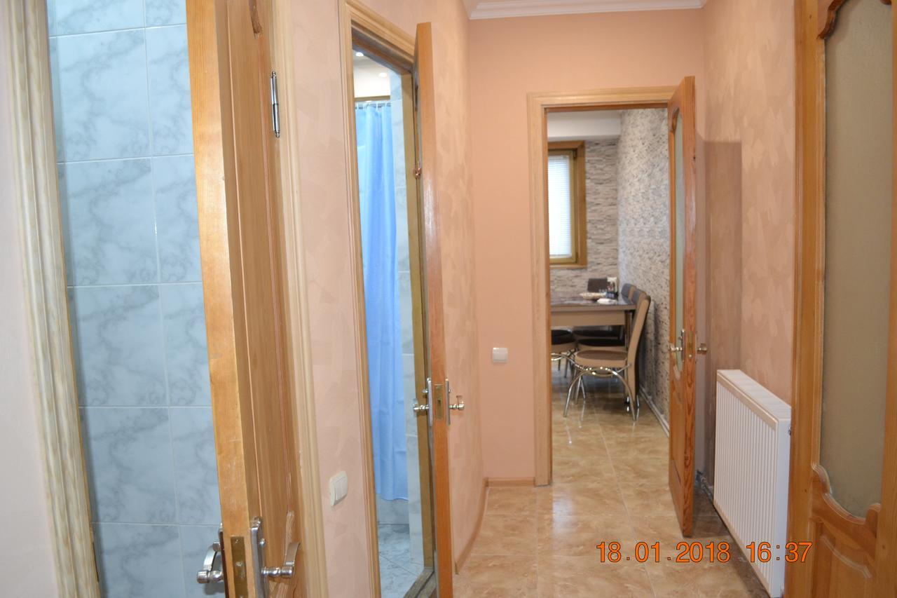 Apartment On Ikalto 8 Tbilisi Buitenkant foto